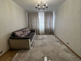 Apartament cu 2 camere, 55 m², Botanica, Chișinău foto 3