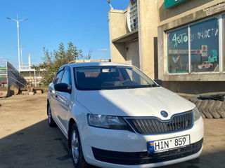 Skoda Rapid foto 2