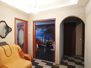 Se vinde apartament cu 3 camere Ungheni foto 4