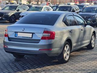 Skoda Octavia foto 3