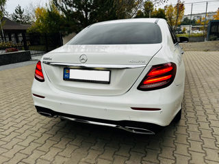 Mercedes E-Class foto 5