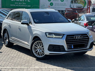 Audi Q7 фото 4