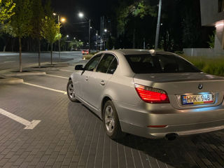 BMW 5 Series foto 5