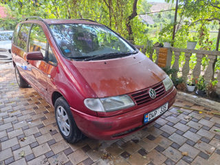 Volkswagen Sharan foto 1