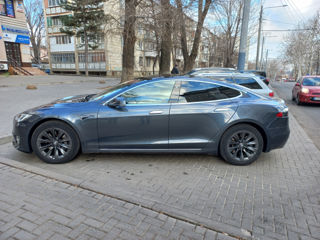 Tesla Model S foto 11