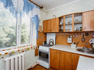 Apartament cu 2 camere, 50 m², Buiucani, Chișinău foto 1