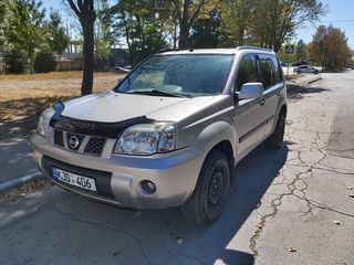 Nissan X-Trail foto 6