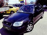 Hyundai Accent foto 5