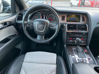 Audi Q7 foto 8