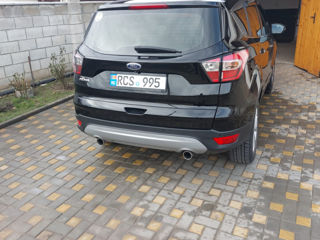 Ford Kuga foto 3