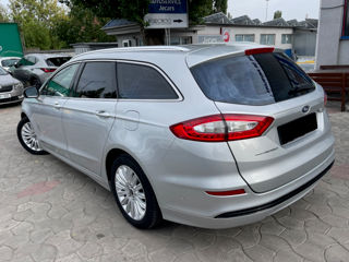 Ford Mondeo foto 5