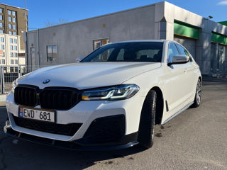 BMW 5 Series foto 8