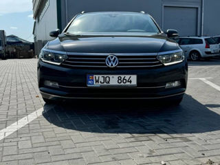 Volkswagen Passat foto 4