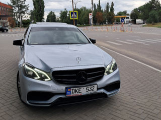 Mercedes E-Class foto 3