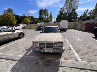 Mercedes Series (W124)