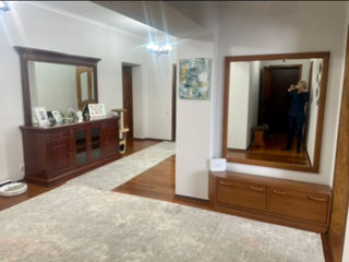 Apartament cu 3 camere, 155 m², Centru, Chișinău foto 3