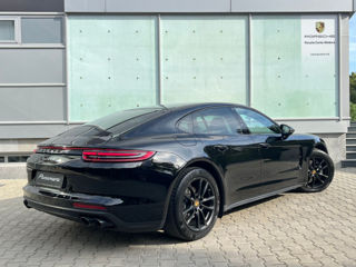 Porsche Panamera foto 1