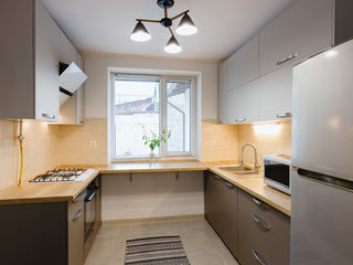 Apartament/casă la sol, Centru, str.Sciusev 72, 3 camere + 1 living + bucătărie, 90,0 m2, 750 Euro foto 8