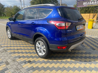 Ford Kuga foto 9