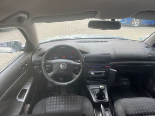 Volkswagen Passat foto 4