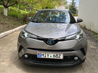 Toyota C-HR foto 6