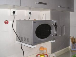 Кронштейн для монтажа микроволновой печи на стену. foto 1