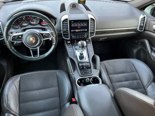 Porsche Cayenne foto 9