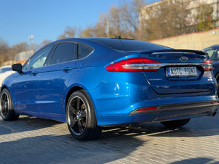 Ford Fusion foto 4