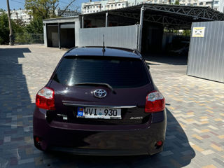 Toyota Auris foto 2