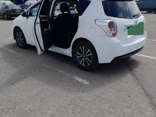 Toyota Verso foto 7