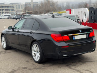 BMW 7 Series foto 9