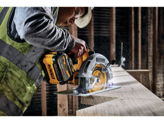 Ferastrau circular pe acumulator dewalt dcs573n/ пила дисковаяdcs573nt foto 12