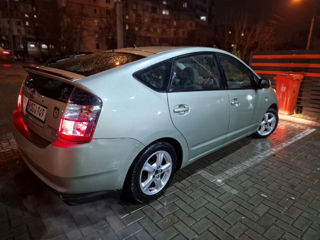 Toyota Prius foto 5