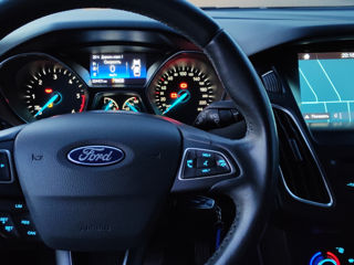 Ford Focus foto 9