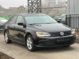 Volkswagen Jetta foto 2