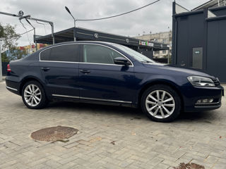 Volkswagen Passat foto 2