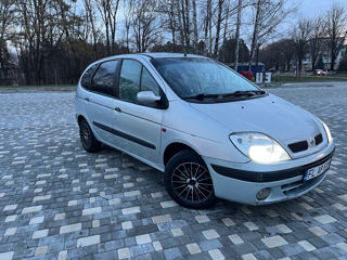 Renault Scenic foto 2