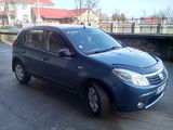 Dacia Sandero foto 1