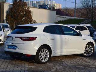 Renault Megane foto 2