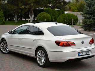 Volkswagen Passat CC foto 4