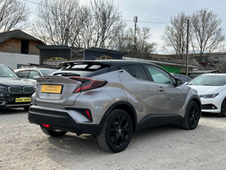 Toyota C-HR foto 3