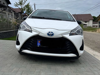 Toyota Yaris foto 2