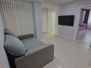 Apartament cu 3 camere, 92 m², Botanica, Chișinău foto 3