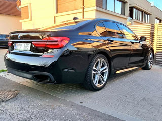 BMW 7 Series foto 6