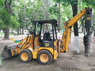 servicii minibuldoexcavator, efectuam lucrari de terasament, evacuam deseuri de constructie ,pamint foto 8