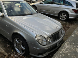 Mercedes E-Class foto 4