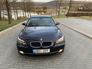 BMW 5 Series foto 4