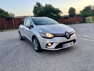 Renault Clio foto 9