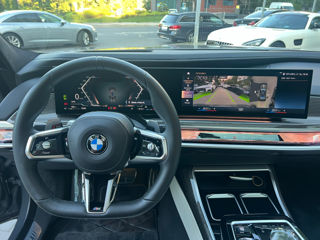 BMW 7 Series foto 10