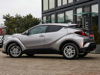 Toyota C-HR foto 5